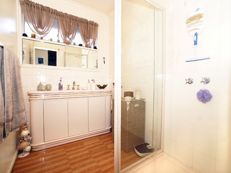 102 Darebin Drive, Thomastown VIC 3074