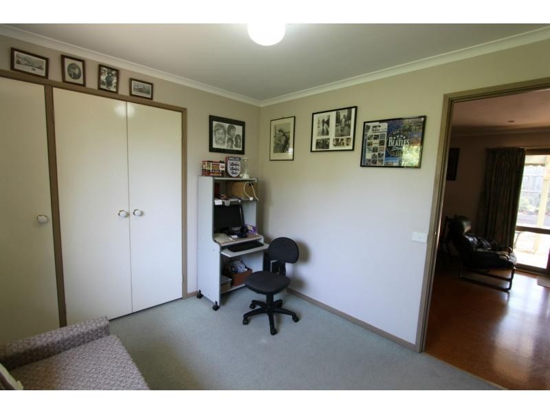 129 Eramosa Road East, Somerville VIC 3912