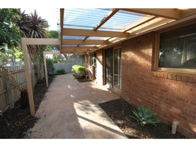 Unit 3/2 George Street, Somerville VIC 3912