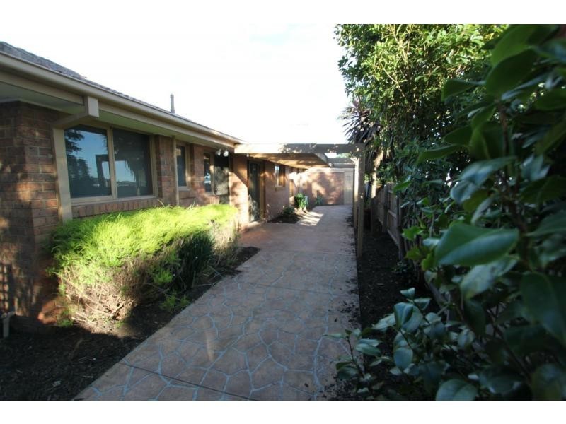 Unit 3/2 George Street, Somerville VIC 3912