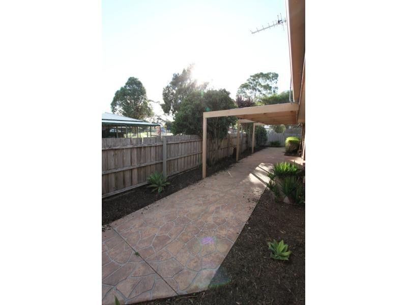 Unit 3/2 George Street, Somerville VIC 3912