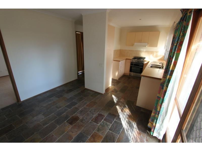 Unit 3/2 George Street, Somerville VIC 3912