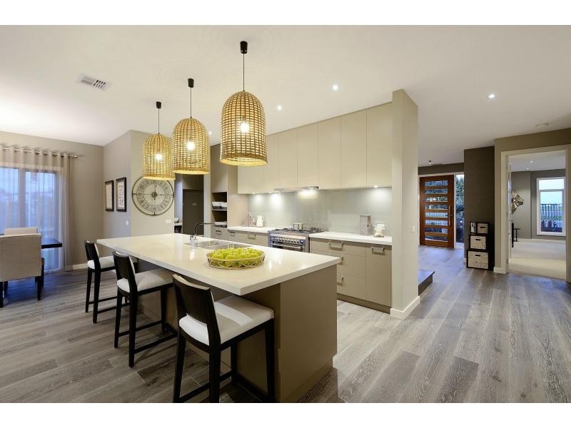 Clyde North VIC 3978