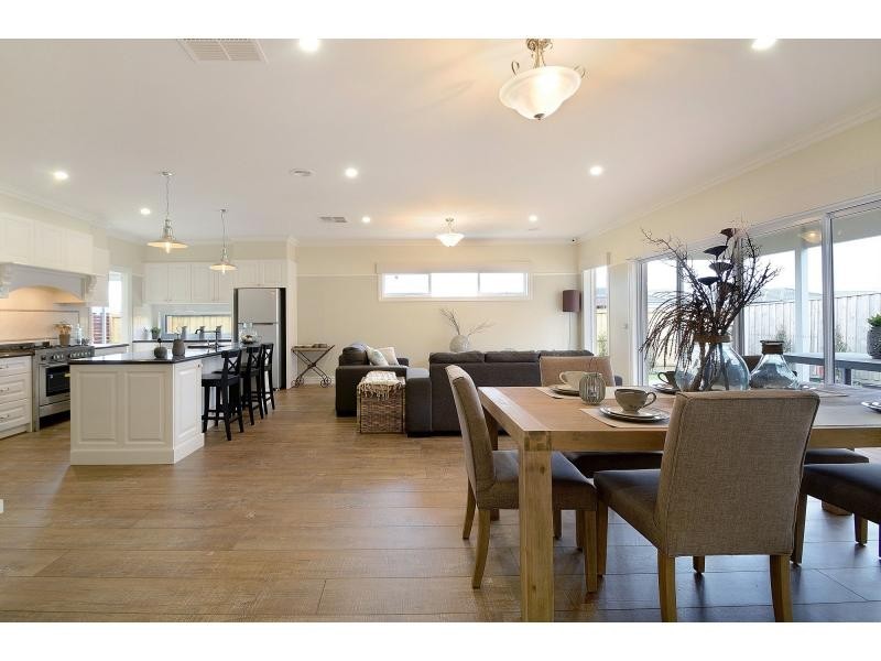 Cranbourne North VIC 3977