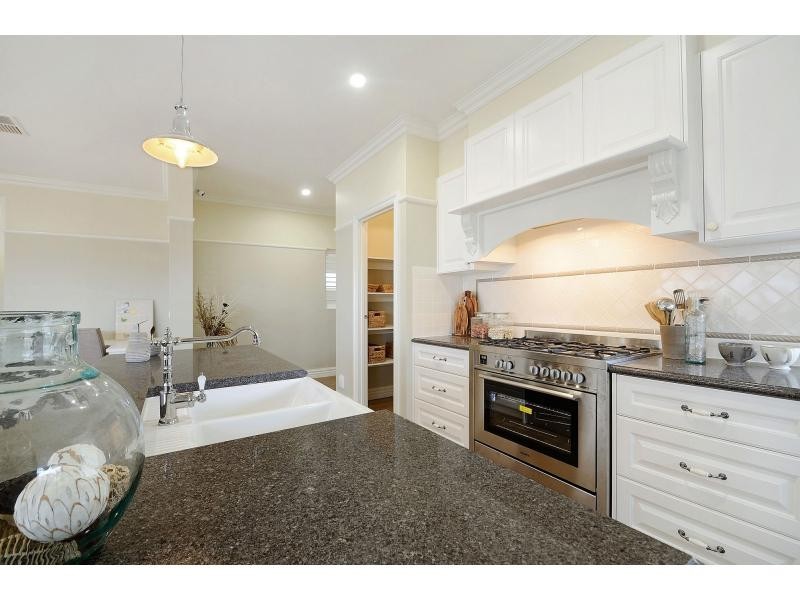 Cranbourne North VIC 3977