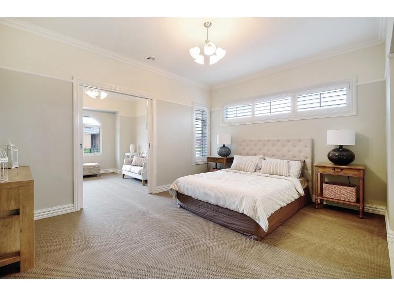 Cranbourne North VIC 3977