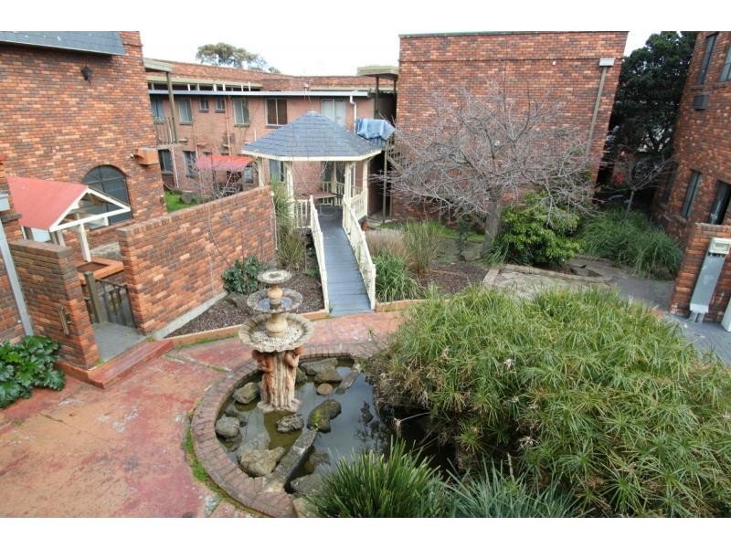 Unit 151/325 Nepean Highway, Frankston VIC 3199
