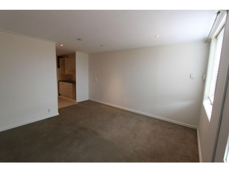 Unit 151/325 Nepean Highway, Frankston VIC 3199