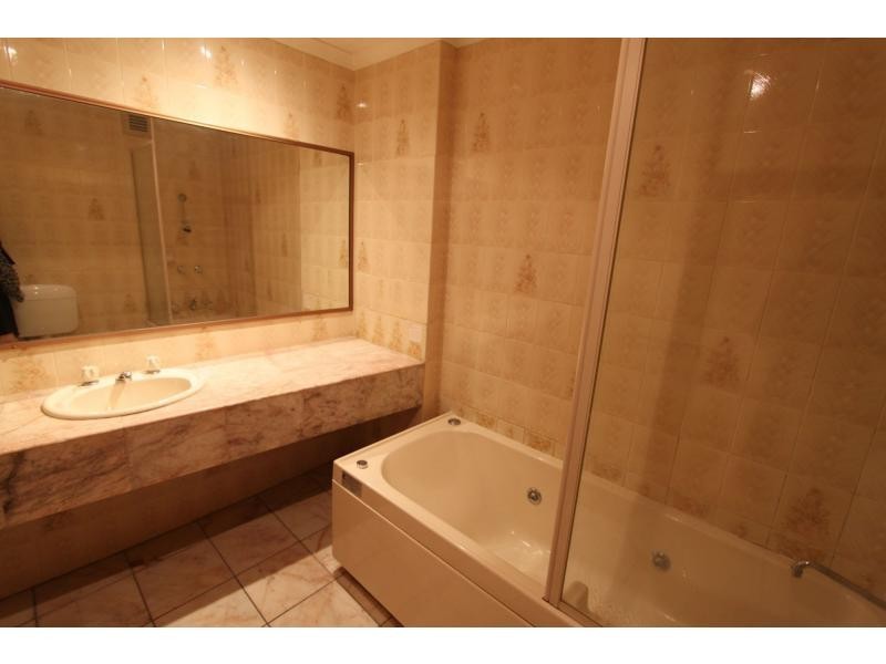 Unit 151/325 Nepean Highway, Frankston VIC 3199
