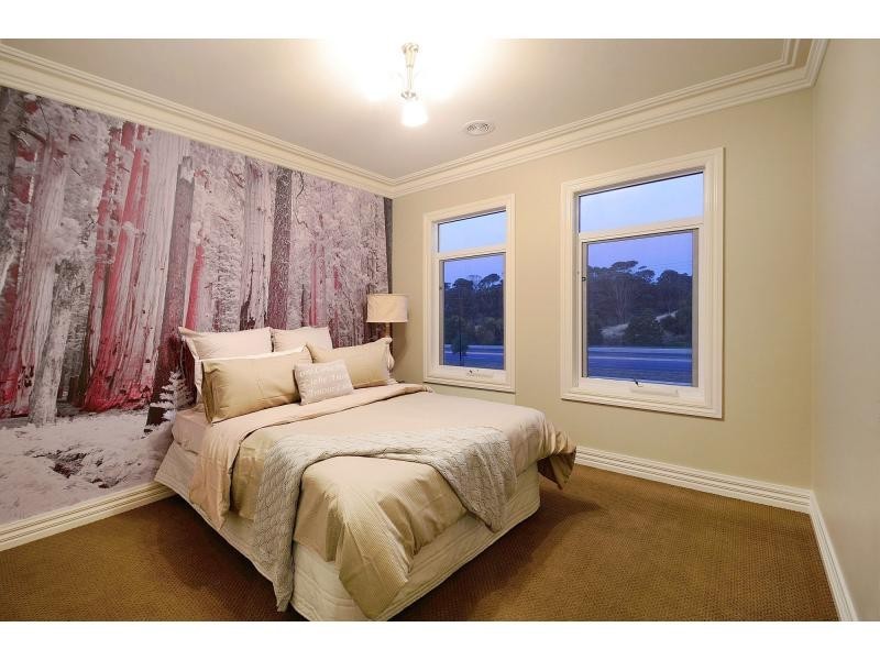 7 Red Maple Drive, Cranbourne VIC 3977