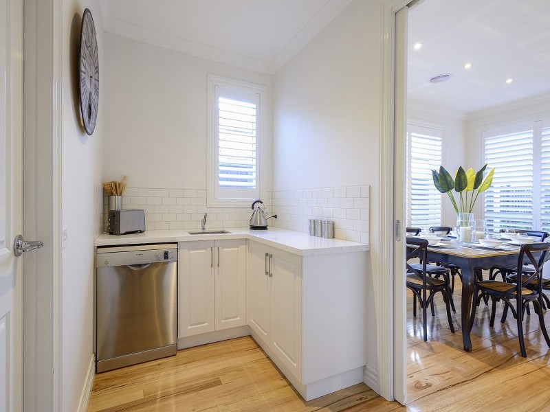 14 Callow Avenue, Clyde North VIC 3978