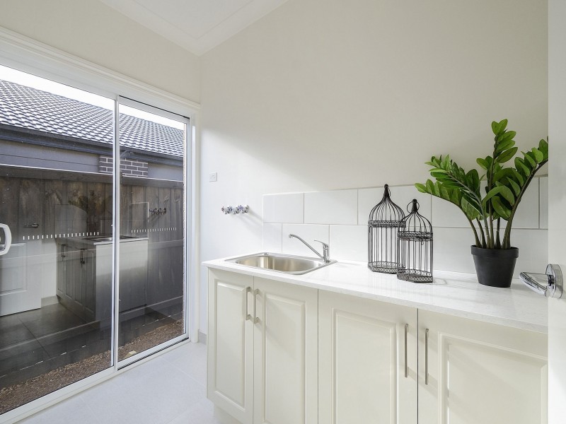 14 Callow Avenue, Clyde North VIC 3978