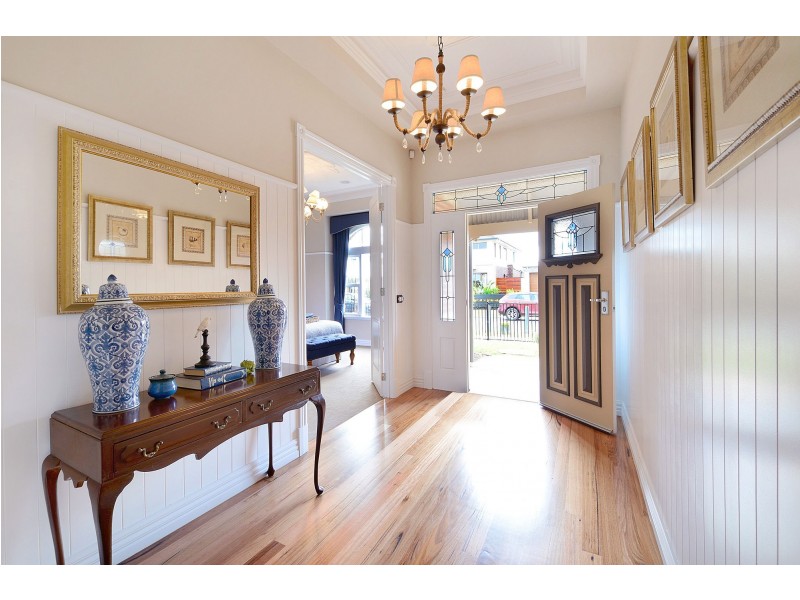 34 Welsh Crescent, Clyde North VIC 3978