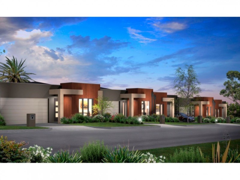 4/2 Lavit Lane, Pakenham VIC 3810