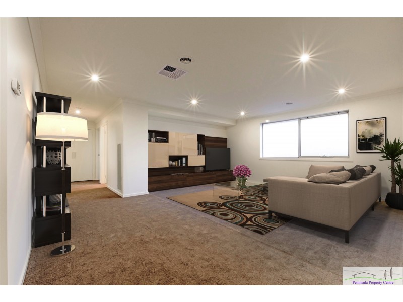 16 Hillwood Street, Clyde VIC 3978