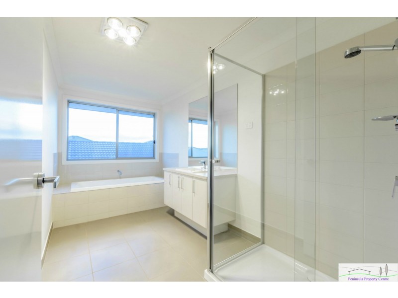 16 Hillwood Street, Clyde VIC 3978