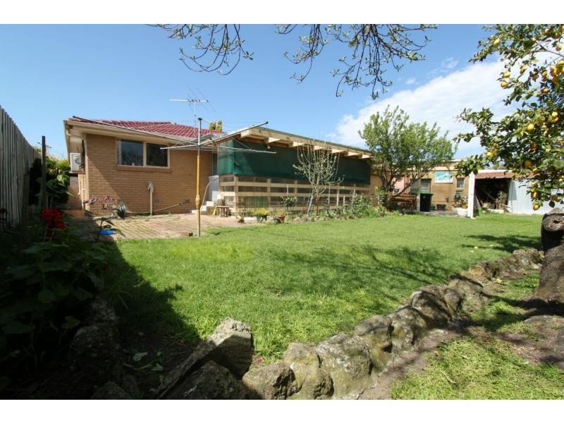 54 Jacobs Drive, Clayton South VIC 3169