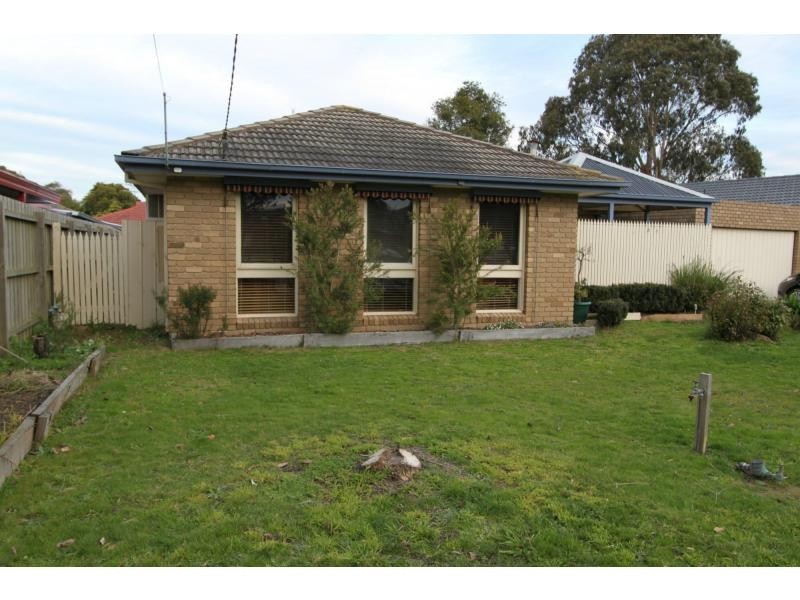 11 Olstead Drive, Baxter VIC 3911