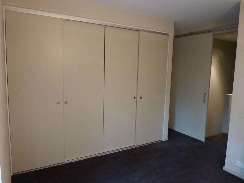 East Melbourne VIC 3002