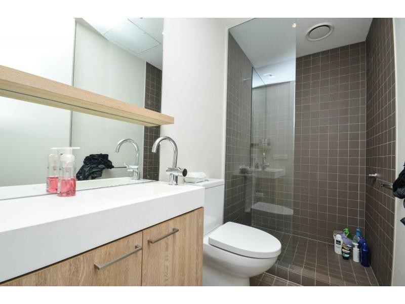 Unit 202P/50 Claremont Street, South Yarra VIC 3141