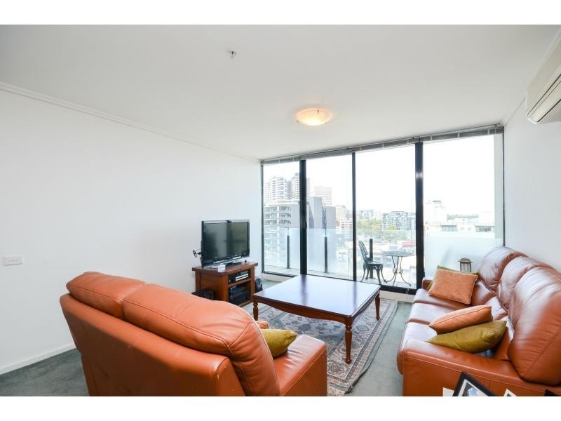 Unit 1306/38 Bank Street, South Melbourne VIC 3205