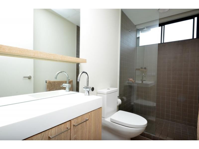 1011/50 Claremont Street, South Yarra VIC 3141