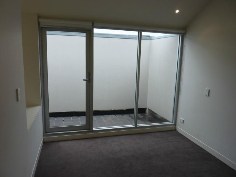 East Melbourne VIC 3002