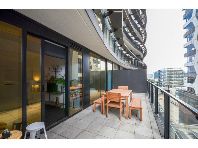 Unit 908/50 Albert Street, South Melbourne VIC 3205