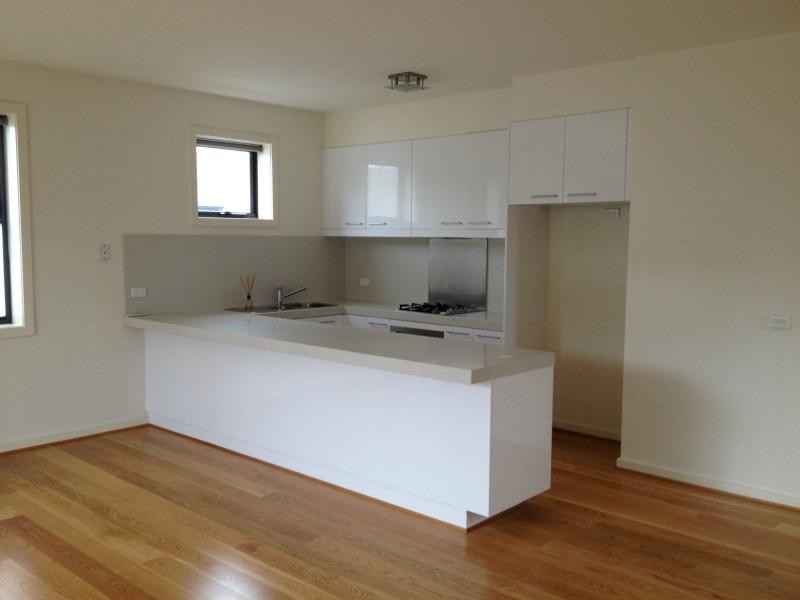 Unit 18/3 Evergreen Circuit, Cheltenham VIC 3192