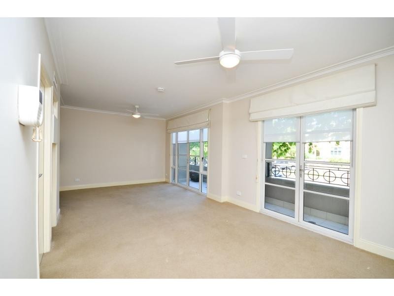 Unit 2/200 Albert Street, East Melbourne VIC 3002
