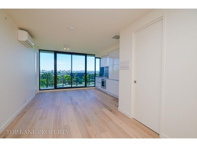 No.18 Yarra Street, South Yarra VIC 3141