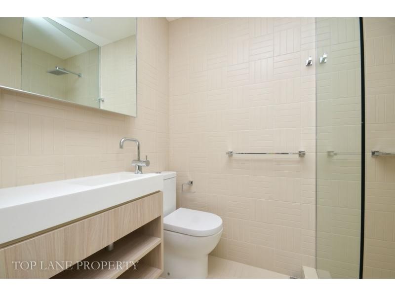 1004/18 Yarra Street, South Yarra VIC 3141