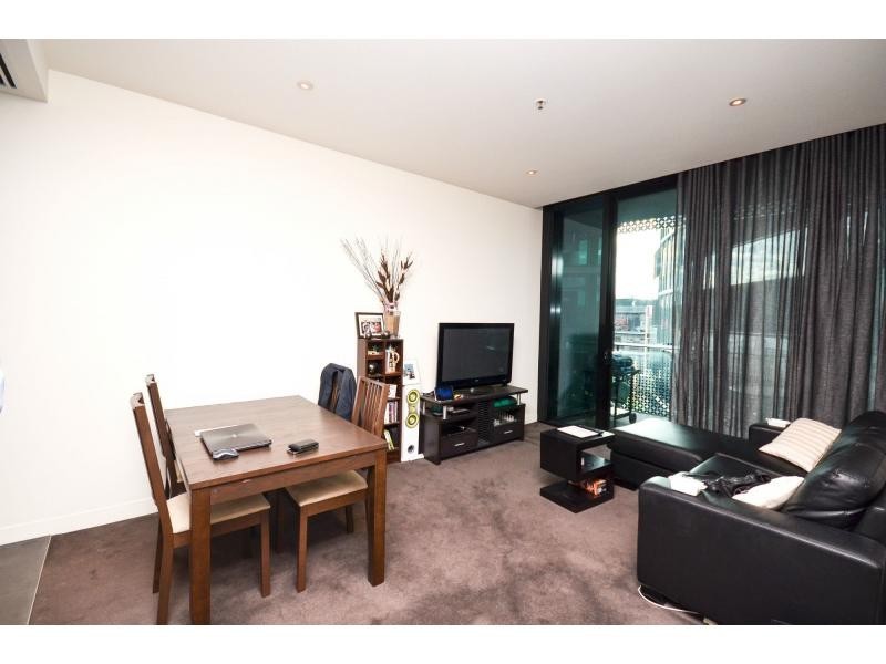 Unit 513/480 Riversdale Road, Hawthorn East VIC 3123