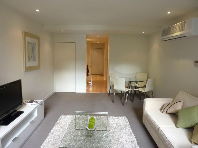 East Melbourne VIC 3002