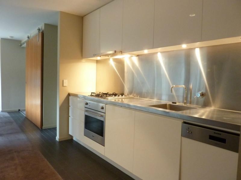 East Melbourne VIC 3002