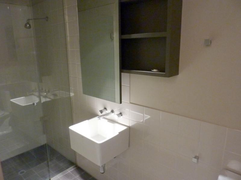 East Melbourne VIC 3002