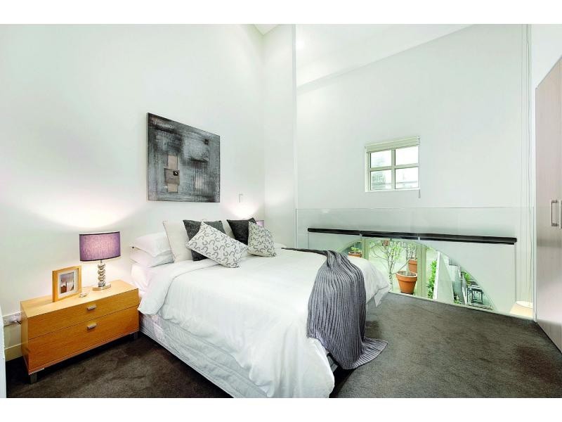 East Melbourne VIC 3002