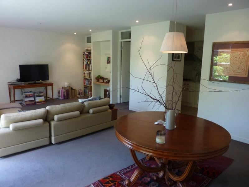 East Melbourne VIC 3002