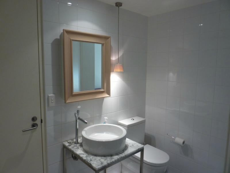 East Melbourne VIC 3002