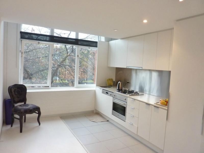 East Melbourne VIC 3002