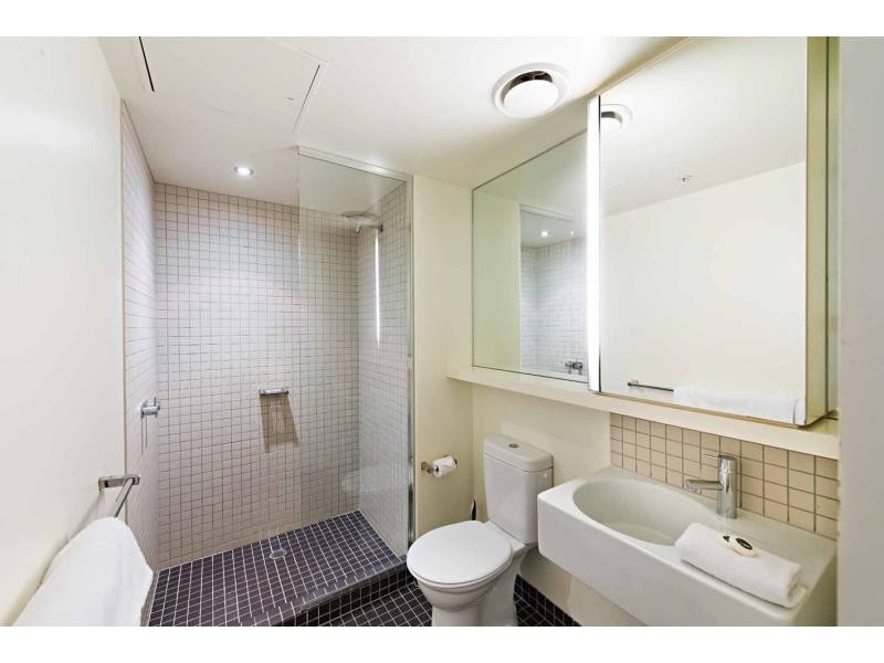 East Melbourne VIC 3002