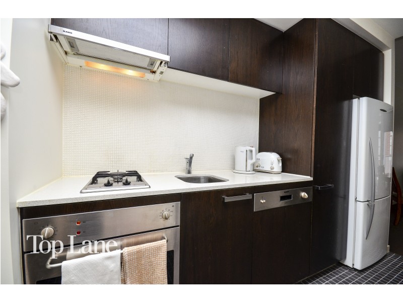 805v/162 Albert Street, East Melbourne VIC 3002