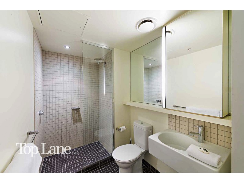 805v/162 Albert Street, East Melbourne VIC 3002