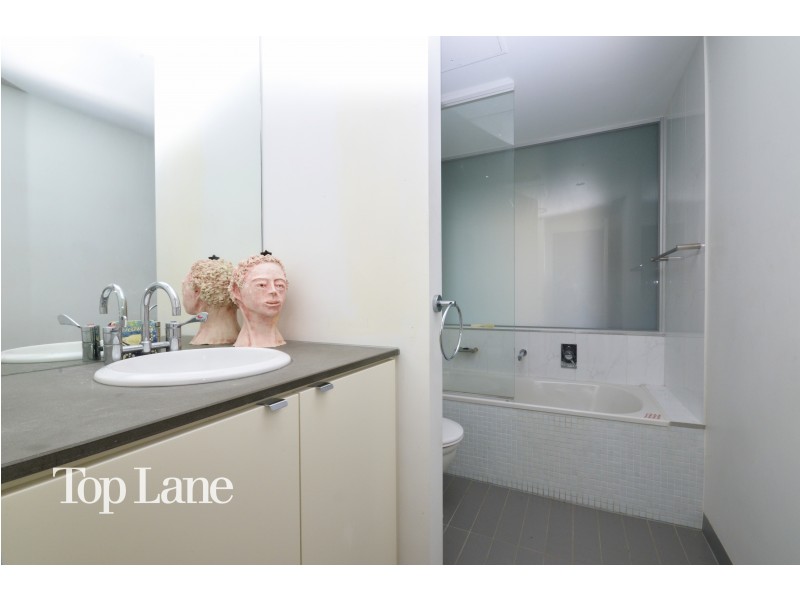 207a/158 Albert Street, East Melbourne VIC 3002