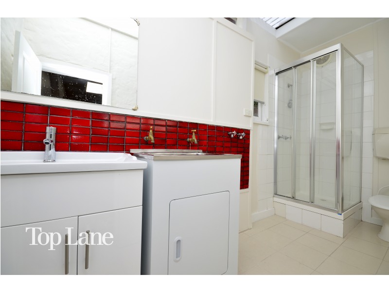 385 Nicholson St, Carlton North VIC 3054