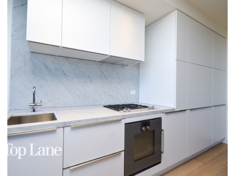 2004/18 Yarra Street, South Yarra VIC 3141