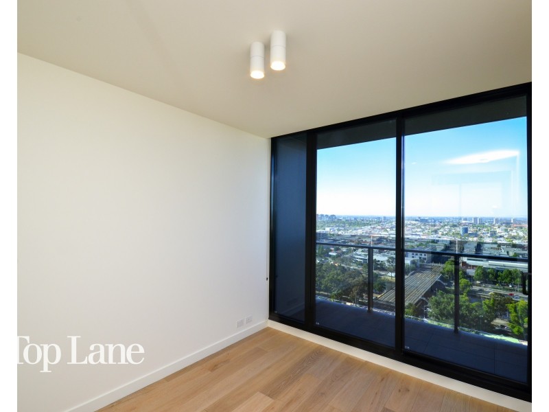 2004/18 Yarra Street, South Yarra VIC 3141