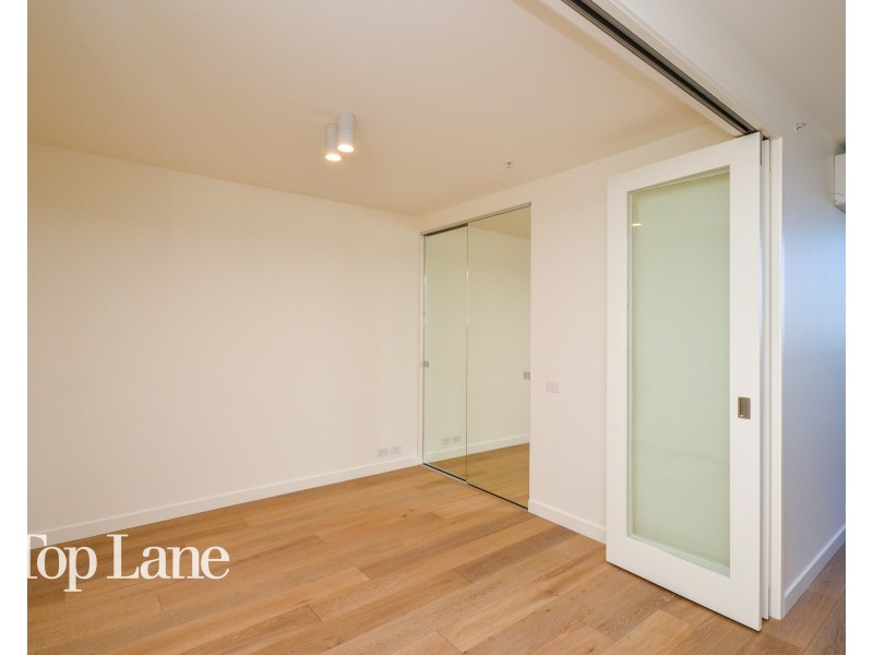 2004/18 Yarra Street, South Yarra VIC 3141