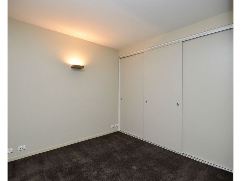 302m/201 Powlett Street, East Melbourne VIC 3002