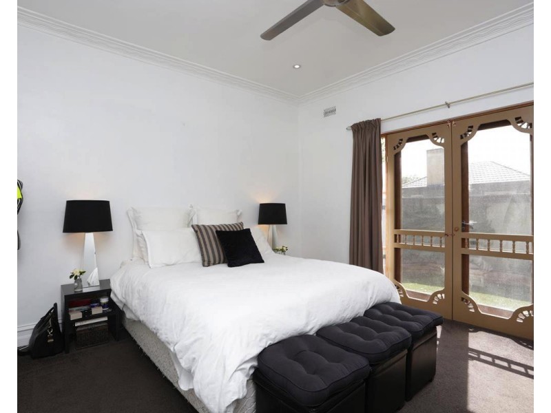 27 Pepperell Lane, Malvern East VIC 3145